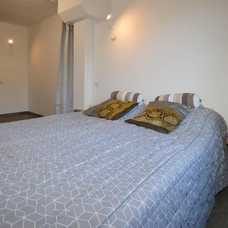 3 Bedroom Amazing In Isolaccio * Taglio-Isolaccio